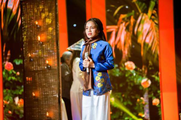 Cô gái Nùng khiến Phương Thanh bật khóc giành giải thưởng 200 triệu đồng