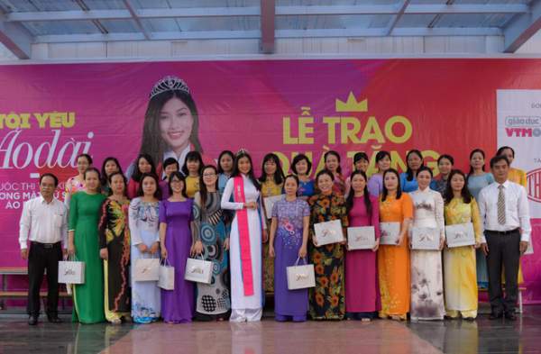 Hành trình gian nan giảm 20 kg của gương mặt Nữ sinh áo dài Việt 2018