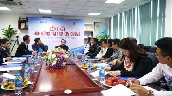DSS Việt Nam chính thức trở thành nhà tài trợ Kim cương của CLB bóng đá nghệ sĩ V- Stars 1