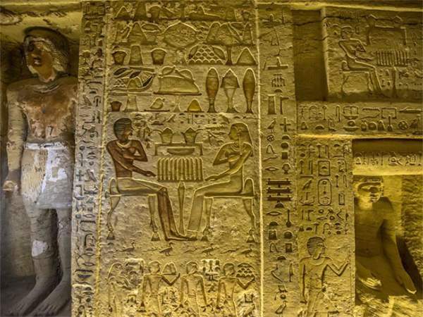 Hé lộ cuộc sống xa hoa bên trong ngôi mộ cổ 4.400 năm tuổi ở Ai Cập 3