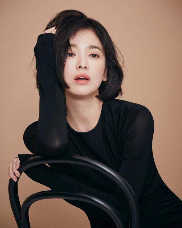 Song Hye Kyo: Mỹ nhân U40 đẹp trong trẻo như gái đôi mươi 2
