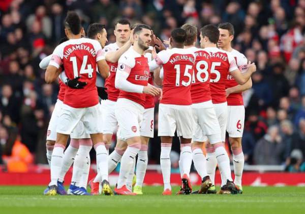 Arsenal 2-0 Man Utd: Trả giá vì những sai lầm