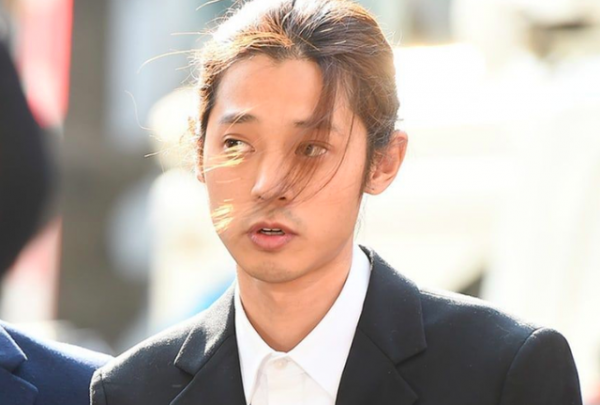 Cảnh sát muốn ra lệnh bắt Jung Joon Young sau cuộc thẩm vấn thứ hai