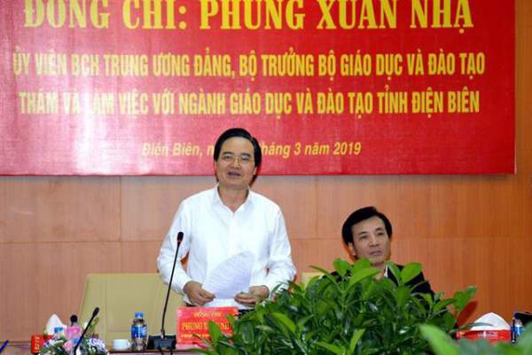 Bộ trưởng Phùng Xuân Nhạ: Không để sĩ số lớp học đông khi sáp nhập trường 2