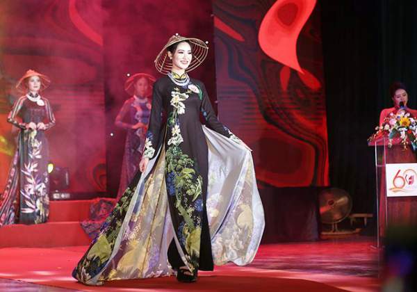 Nữ sinh biên đạo múa đăng quang Hoa khôi ĐH Văn hóa