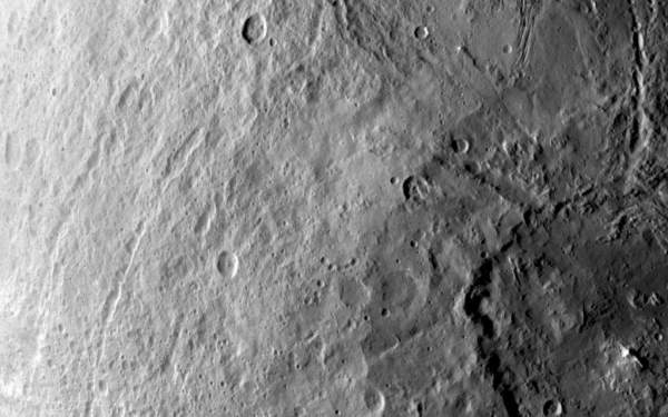 Chùm ảnh đẹp hiếm thấy về hành tinh lùn Ceres 8