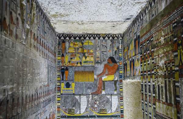 Khai quật 2 lăng mộ Ai Cập kỳ lạ nhất lịch sử: sau 4000 năm mà nước sơn vẫn còn như mới 3