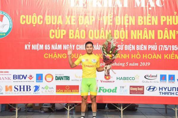 Quàng Văn Cường đoạt áo vàng chặng 1, Cuộc đua xe đạp "Về Điện Biên Phủ-2019, Cúp Báo Quân đội nhân dân" 4