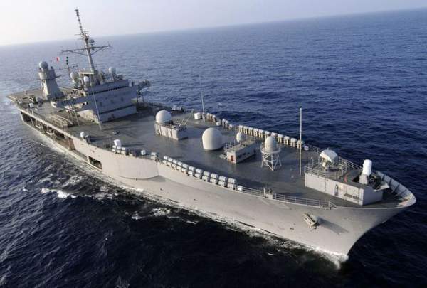 Tàu chiến Mỹ - Trung chạm trán “như cơm bữa” trên Biển Đông