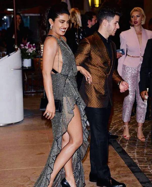 Priyanka Chopra - Nick Jonas: Cặp đôi nổi bật nhất LHP Cannes 6