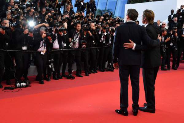 Brad Pitt lịch lãm bên Leonardo DiCaprio 9