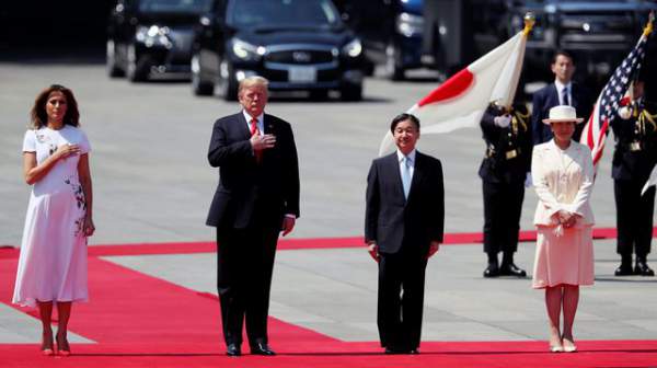 Tân Nhật hoàng đón tiếp Tổng thống Trump trong cuộc gặp lịch sử