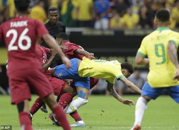 Neymar bật khóc sau khi lỡ hẹn với Copa America 2019 2