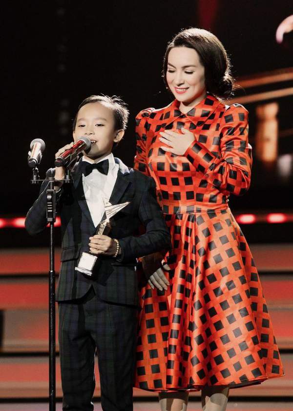 Cậu bé nghèo Hồ Văn Cường sau 3 năm đăng quang Vietnam Idol Kids 5