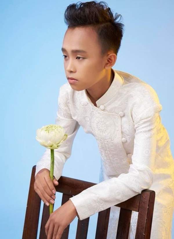 Cậu bé nghèo Hồ Văn Cường sau 3 năm đăng quang Vietnam Idol Kids 17