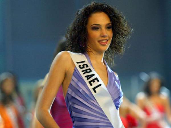 10 bí mật của Hoa hậu Israel thành danh ở Hollywood