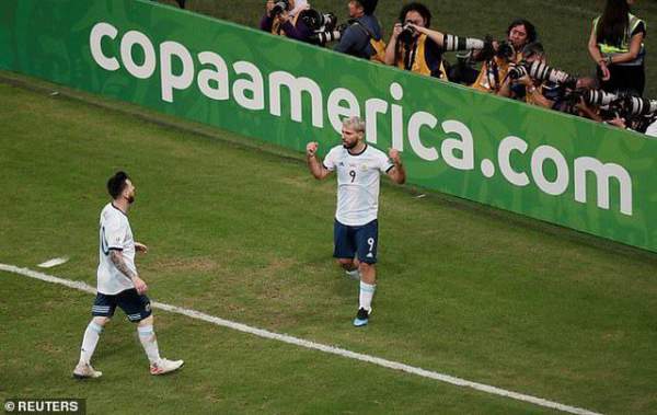 Hạ Qatar, Argentina vào tứ kết Copa America gặp Venezuela 8