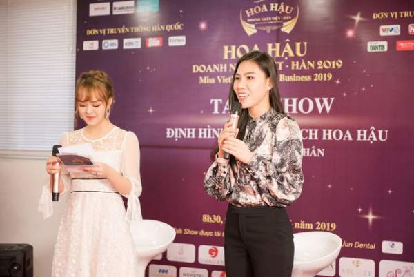 Hoa hậu Hà Nội - Trúc Vũ gây chú ý trên sân khấu Việt – Hàn