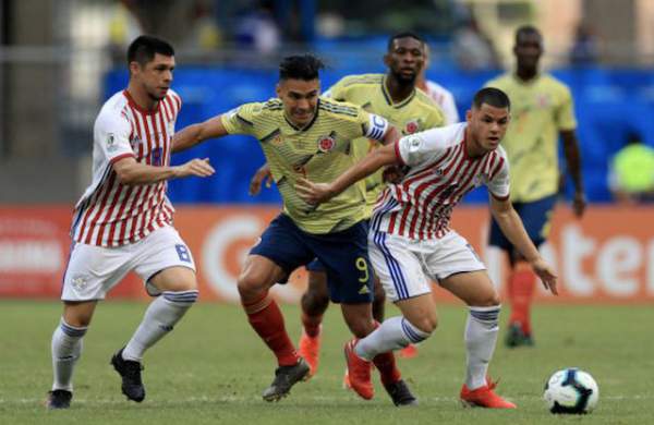 Colombia toàn thắng, Paraguay mong manh cơ hội đi tiếp