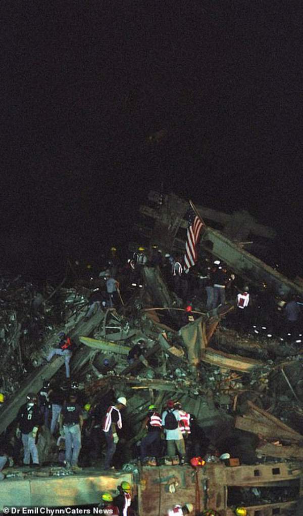 Hình ảnh lần đầu công bố về hiện trường thảm khốc vụ khủng bố 11/9