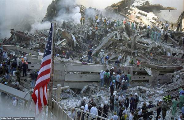 Hình ảnh lần đầu công bố về hiện trường thảm khốc vụ khủng bố 11/9 2