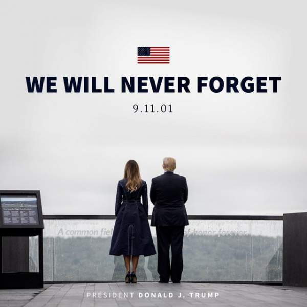 Bà Melania Trump gây tranh cãi vì mặc áo "gợi nhớ vụ khủng bố 11/9"