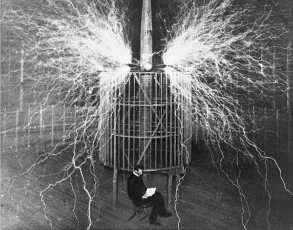Thomas Edison vs Nikola Tesla: Khi thương gia gục ngã trước kẻ điên 6