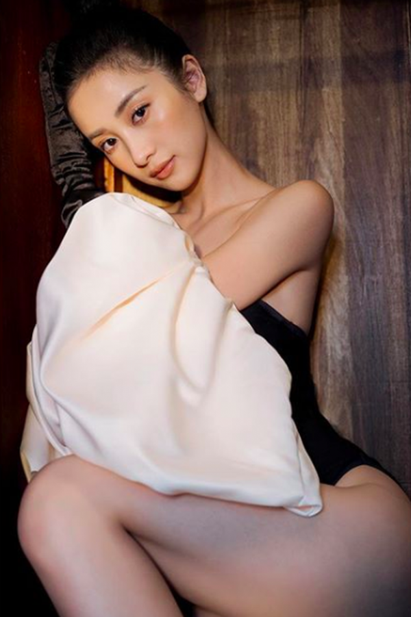 Hot girl Jun Vũ khoe tăng cân, ngày càng gợi cảm khi "có da có thịt" 9