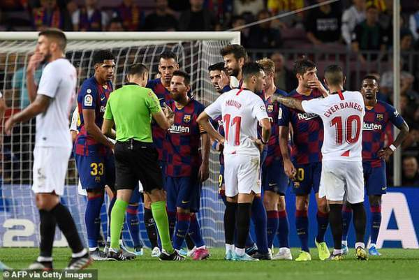 Messi và Luis Suarez rực sáng, Barcelona thắng đậm Sevilla 7