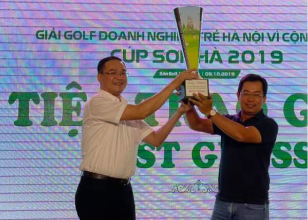 Hơn 200 Golfers tham dự Giải Golf Doanh nghiệp trẻ Hà Nội vì Cộng đồng 2019 3