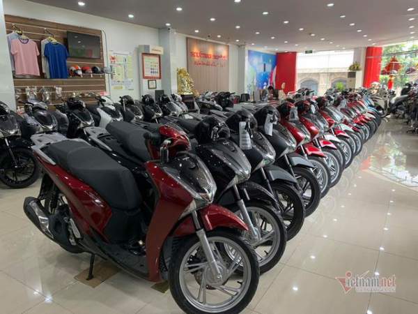 Hiếm hàng, Honda SH loạn giá, tăng đột biến tại Hà Nội