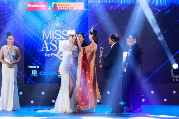 Yến Trang rạng rỡ đăng quang Hoa hậu Châu Á 2019 3