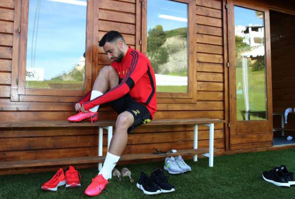 Man Utd tiếp tục “luyện công” dưới nắng ấm ở Marbella