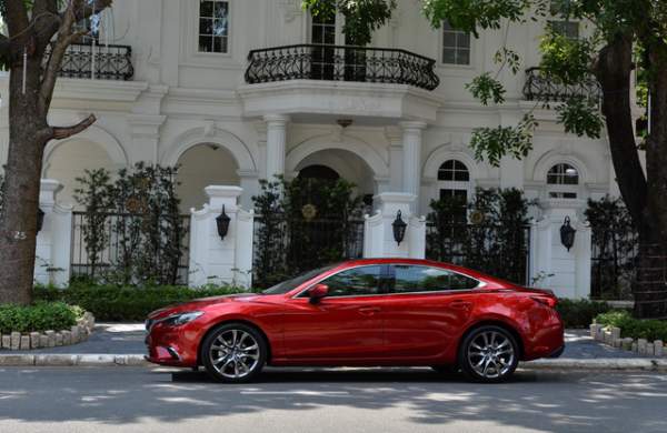 Cơ hội hấp dẫn sở hữu sedan phân khúc đẳng cấp nhất của Mazda