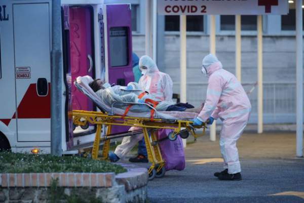 Italia: Số người chết vì Covid-19 vượt 2.500, hơn 31.000 người mắc bệnh