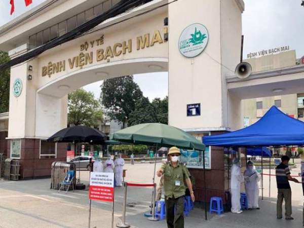 Bệnh viện Bạch Mai “kêu cứu” khi nhân viên y tế bị cách ly vì có 16 ca nhiễm COVID-19 4