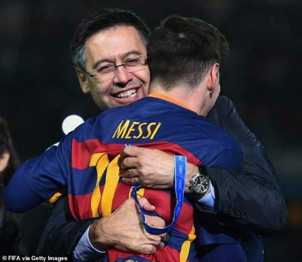 Barcelona đấu đá nội bộ, Messi tuyên bố bất ngờ