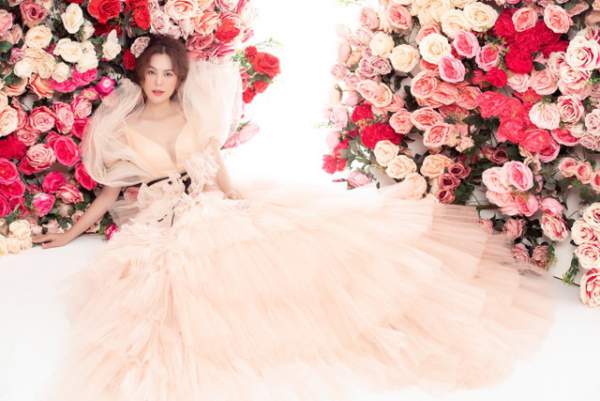 Hoa hậu Phương Lê hoá công chúa ngọt ngào trong bộ ảnh mừng sinh nhật 3