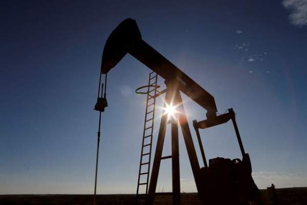 Mỹ: Hơn 42.000 người chết, thị trường dầu mỏ "sụp đổ" vì Covid-19 2