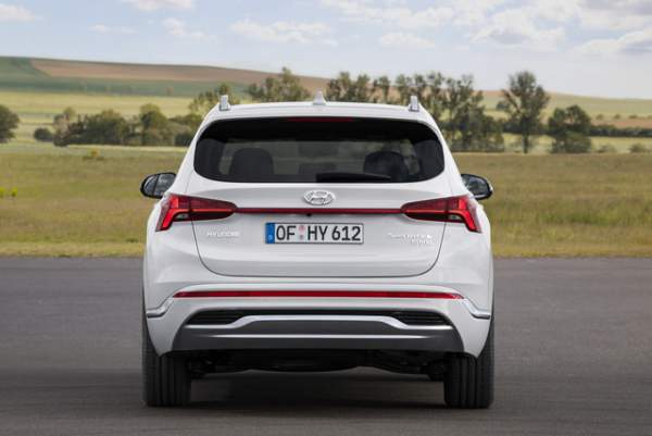 Lộ diện Hyundai Santa Fe 2021 - Dùng "tiểu xảo" để gia tăng kích thước 16