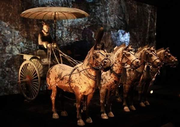 Hai cỗ xe ngựa bằng đồng lớn nhất trong lăng mộ Tần Thủy Hoàng sống động đến kinh ngạc 3